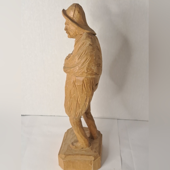 Caron Folk Art Quebec Wood Carving Basswood Vintage 1960s-70s - Picture 4 of 12